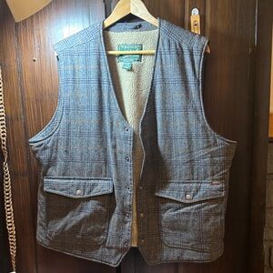 Woolrich Grey Plaid Sherpa-Lined Vest
